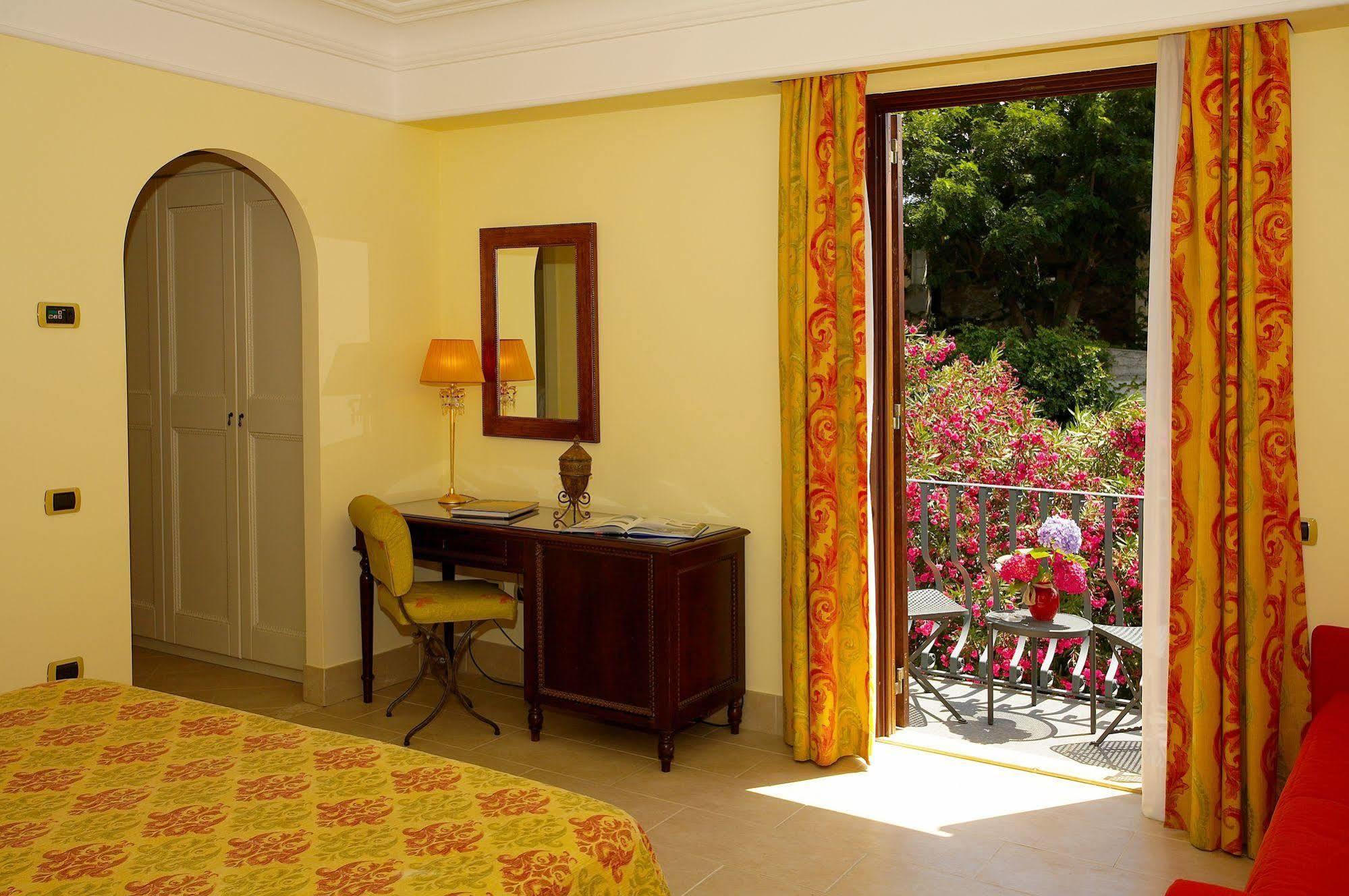 Arciduca Grand Hotel Lipari  Buitenkant foto