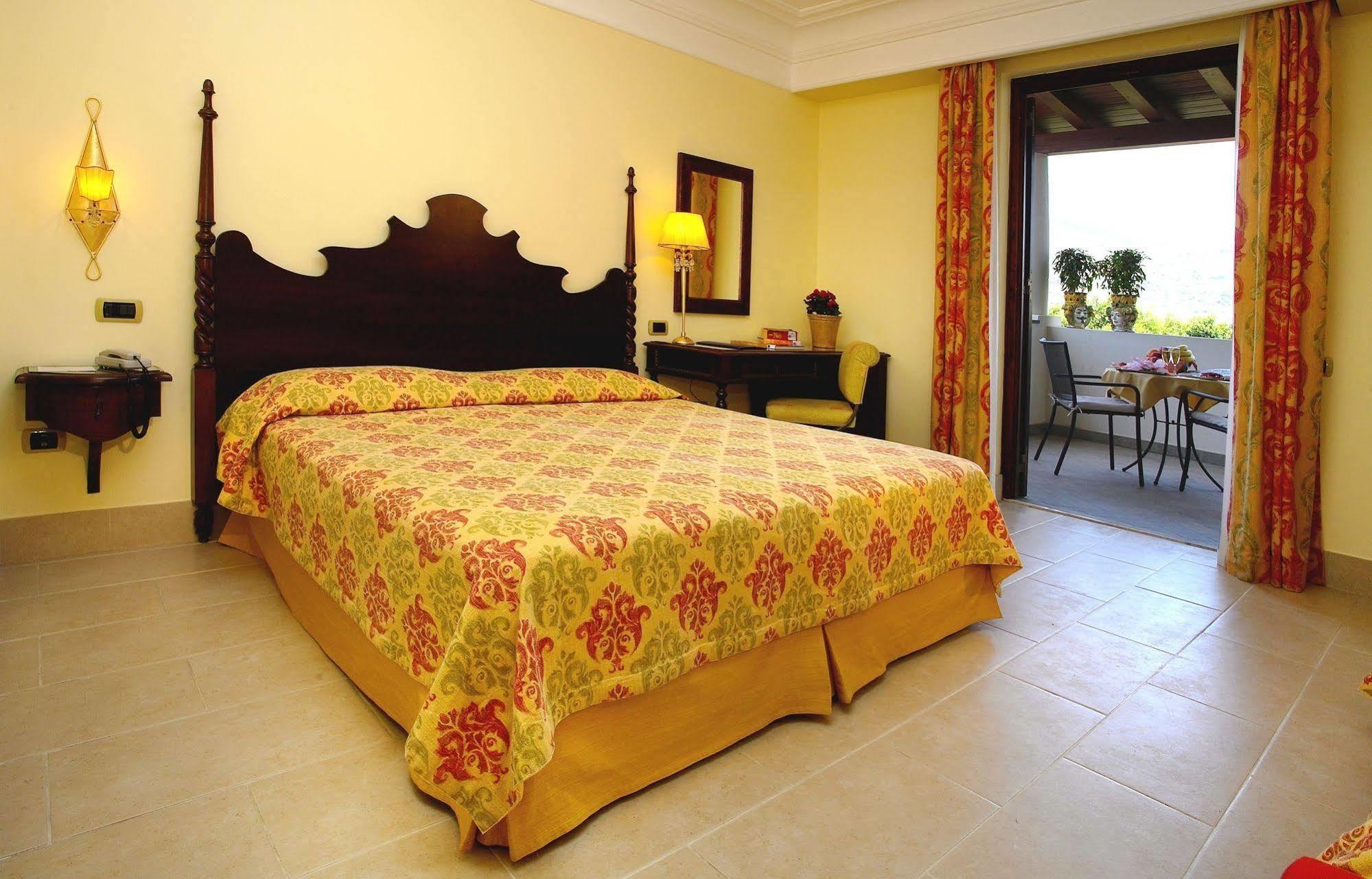 Arciduca Grand Hotel Lipari  Buitenkant foto